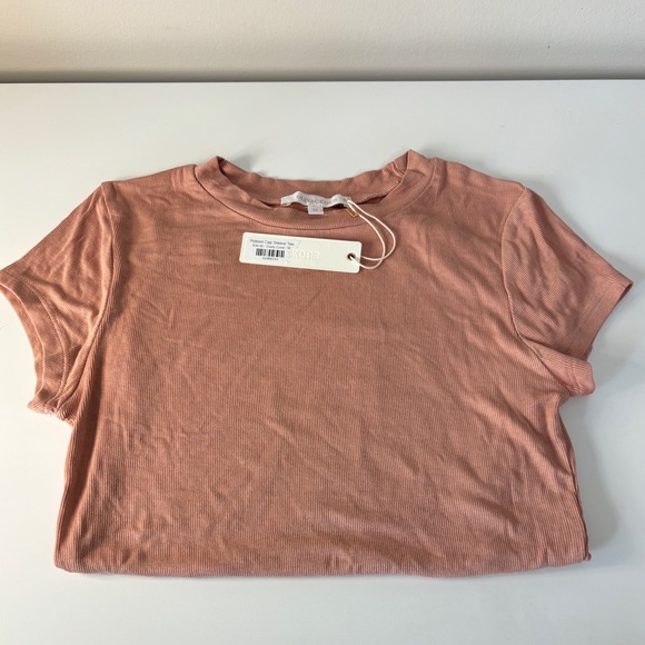 NWT Olivaceous Ribbed T-Shirt Size M - Picture 1 of 4